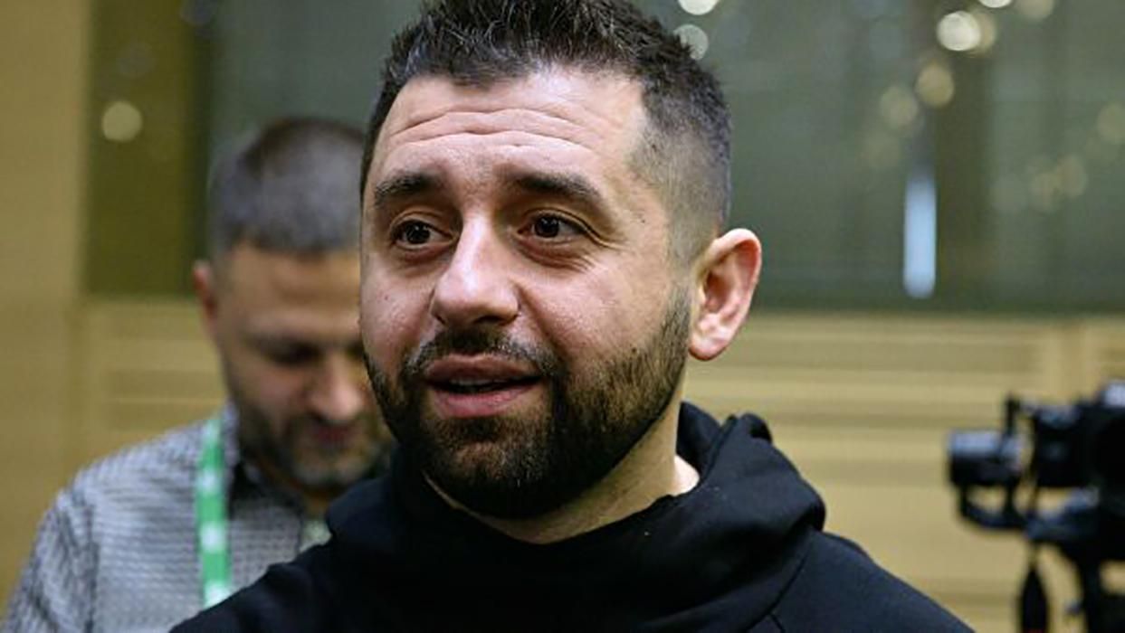 23 депутати зі "Слуги народу" поїдуть на форум у Давосі: відомі прізвища 23 депутати зі "Слуги народу" поїдуть на форум у Давосі: відомі прізвища