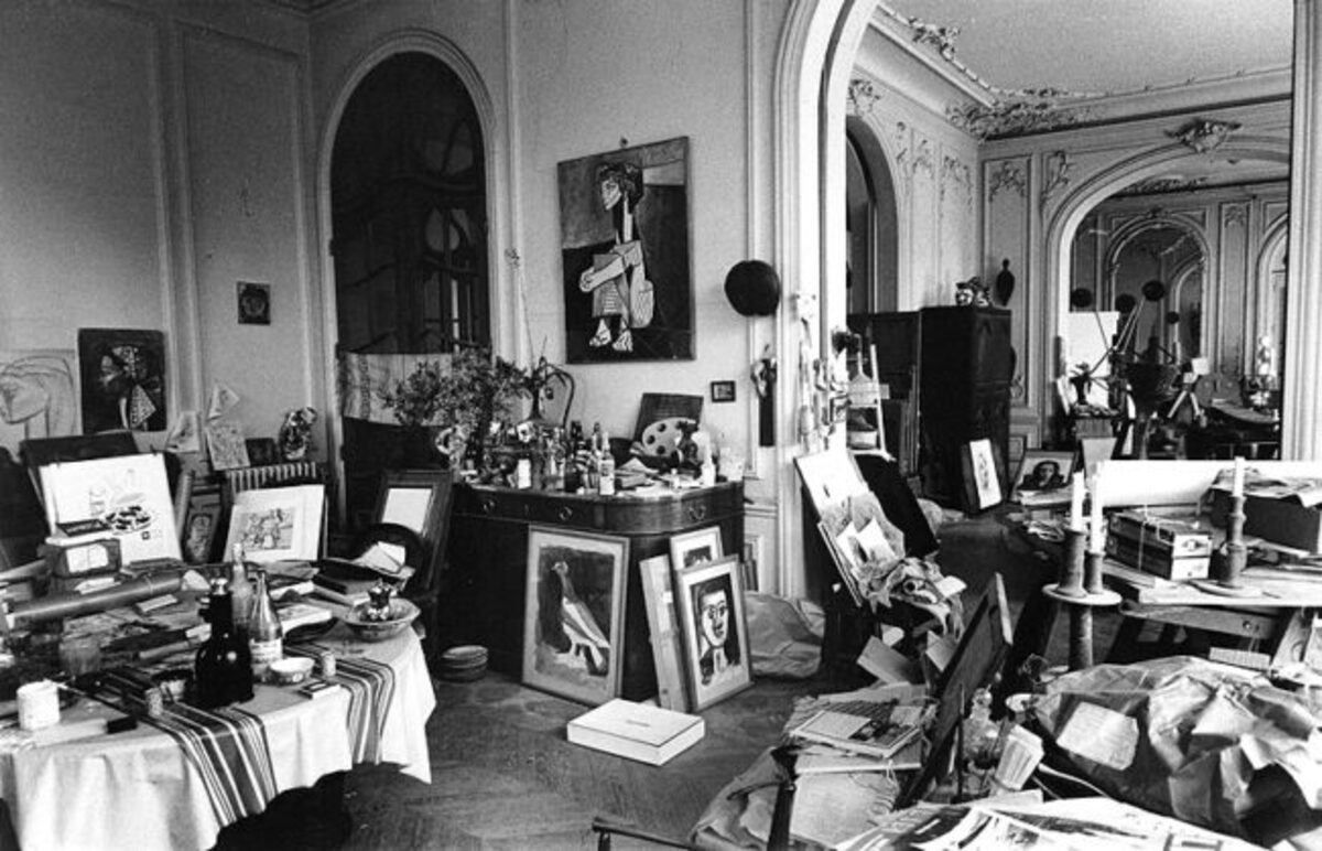 Стоматолог із Німеччини намагався продати двадцять підроблених картин Пікассо Стоматолог із Німеччини намагався продати двадцять підроблених картин Пікассо