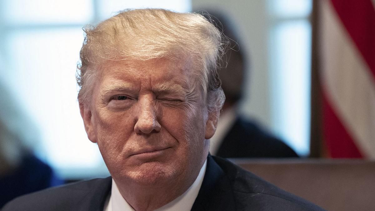 Трамп в середньому бреше майже 15 разів у день: інфографіка Трамп в середньому бреше майже 15 разів у день: інфографіка