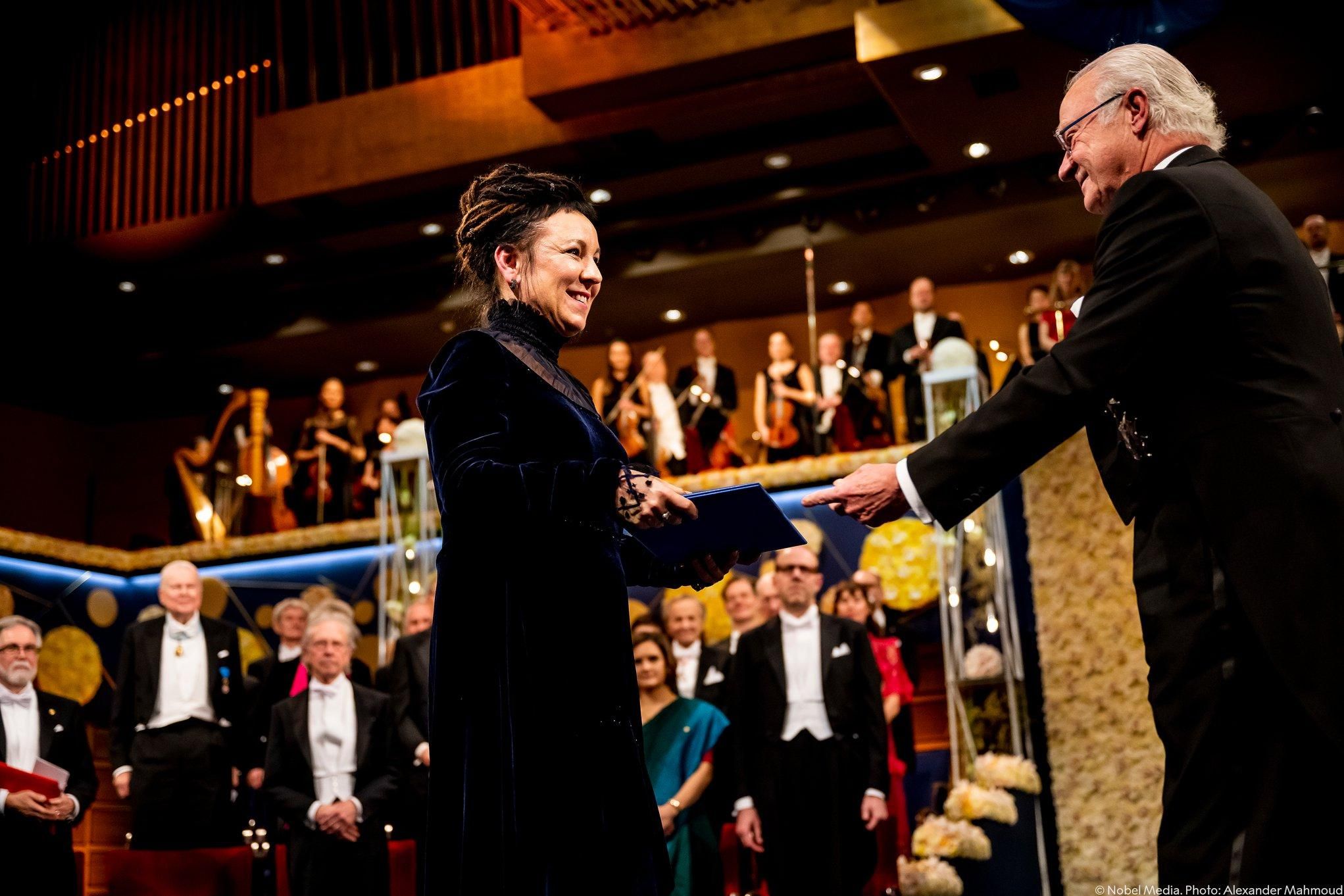 Писательница с украинскими корнями, которая стала лауреатом Нобелевской премии Писательница с украинскими корнями, которая стала лауреатом Нобелевской премии