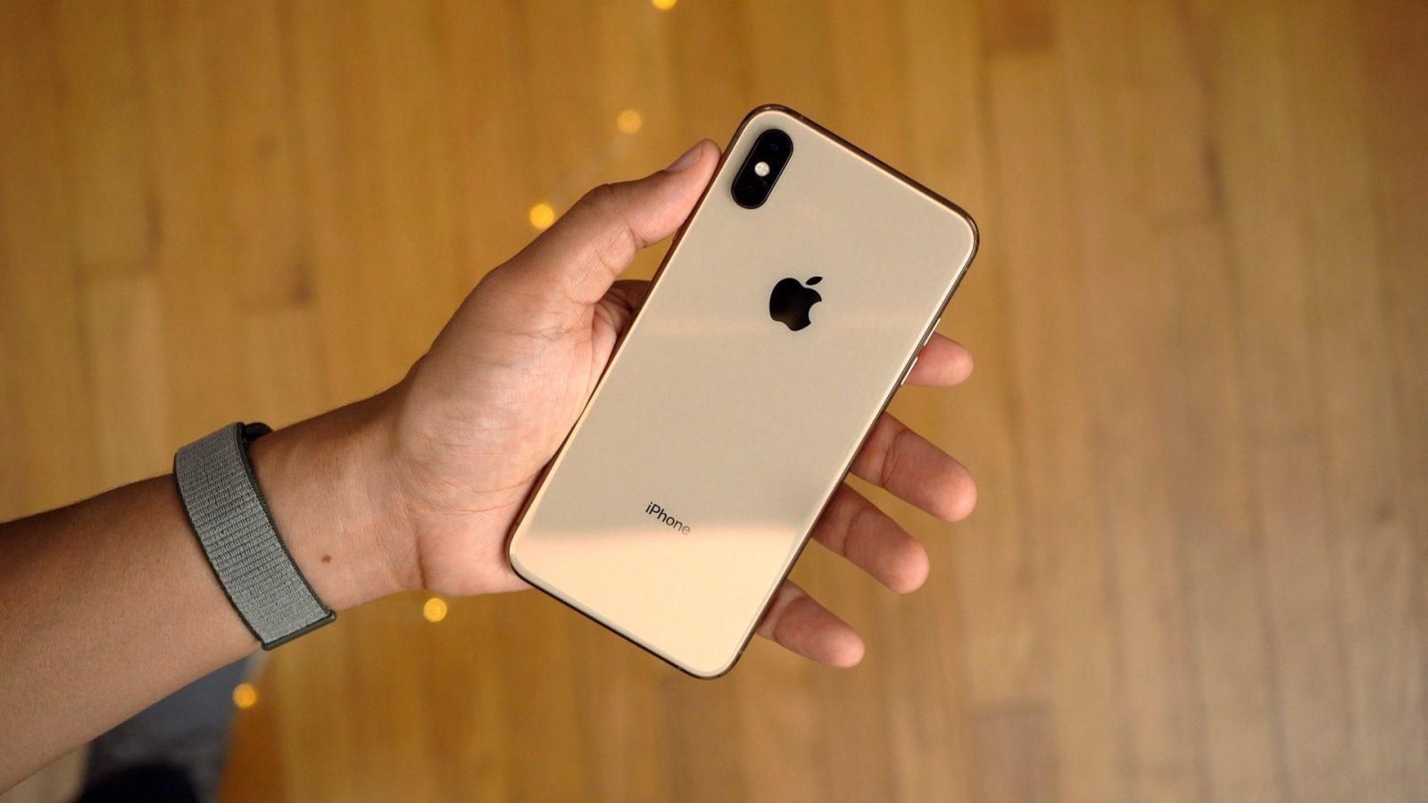 Apple снова продает iPhone Xs и iPhone Xs Max – цена 