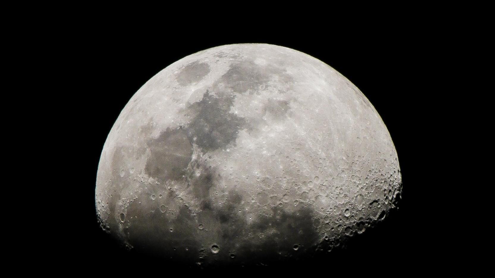 Науковці добуватимуть кисень із місячного ґрунту Науковці добуватимуть кисень із місячного ґрунту