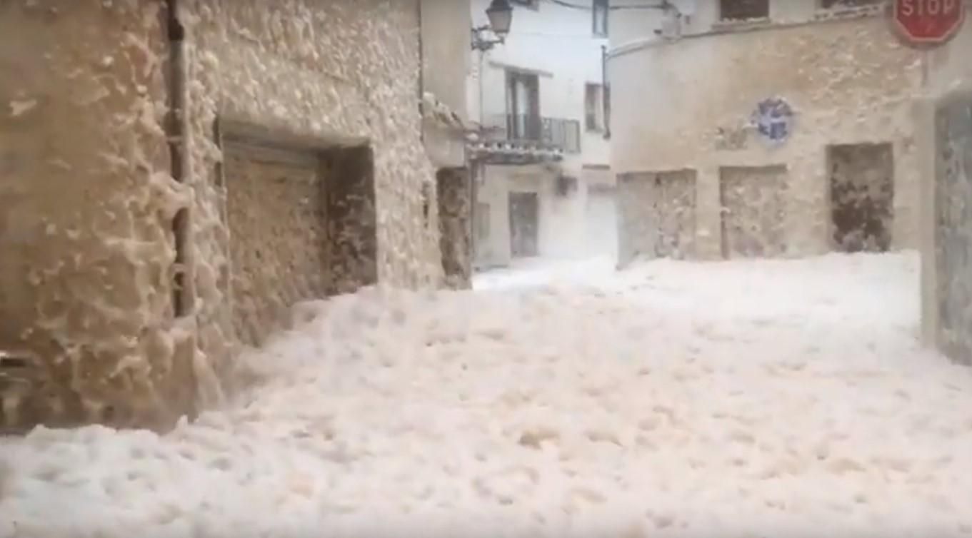 Шторм Глорія в Іспанії: наслідки – відео Шторм Глорія в Іспанії: наслідки – відео