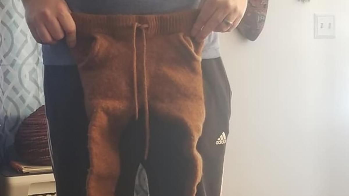 Жінка виставила чоловіка на продаж, бо він зіпсував її штани: фото Жінка виставила чоловіка на продаж, бо він зіпсував її штани: фото