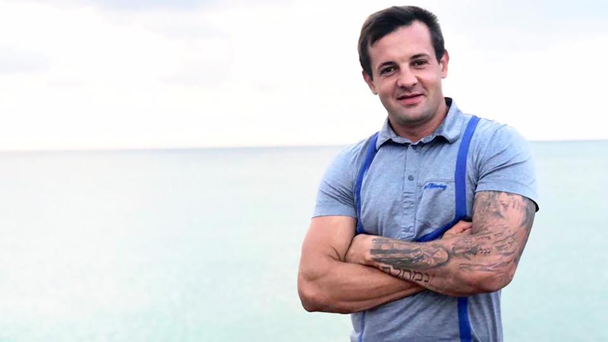 "Я попереджав, що тобі голову відріжу": ветеран війни озвучив свою версію бійки з Кивою "Я попереджав, що тобі голову відріжу": ветеран війни озвучив свою версію бійки з Кивою