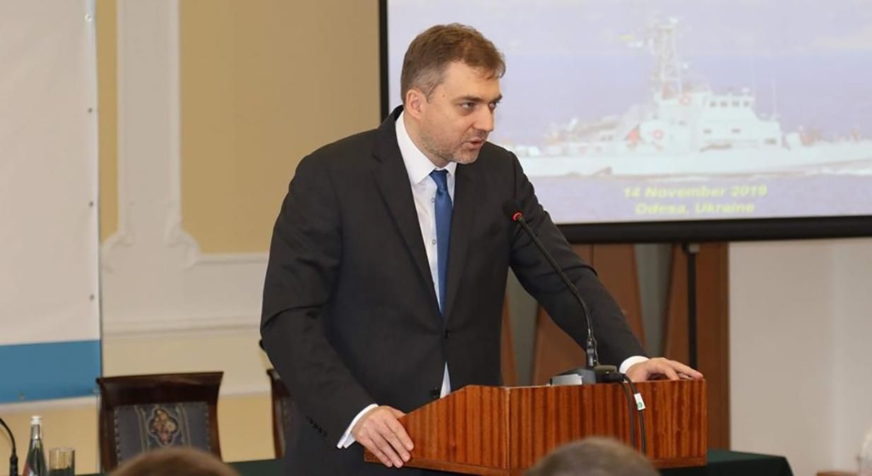 Призывников ловят военные комиссары - Загороднюк раскритиковал такие методы Призывников ловят военные комиссары - Загороднюк раскритиковал такие методы