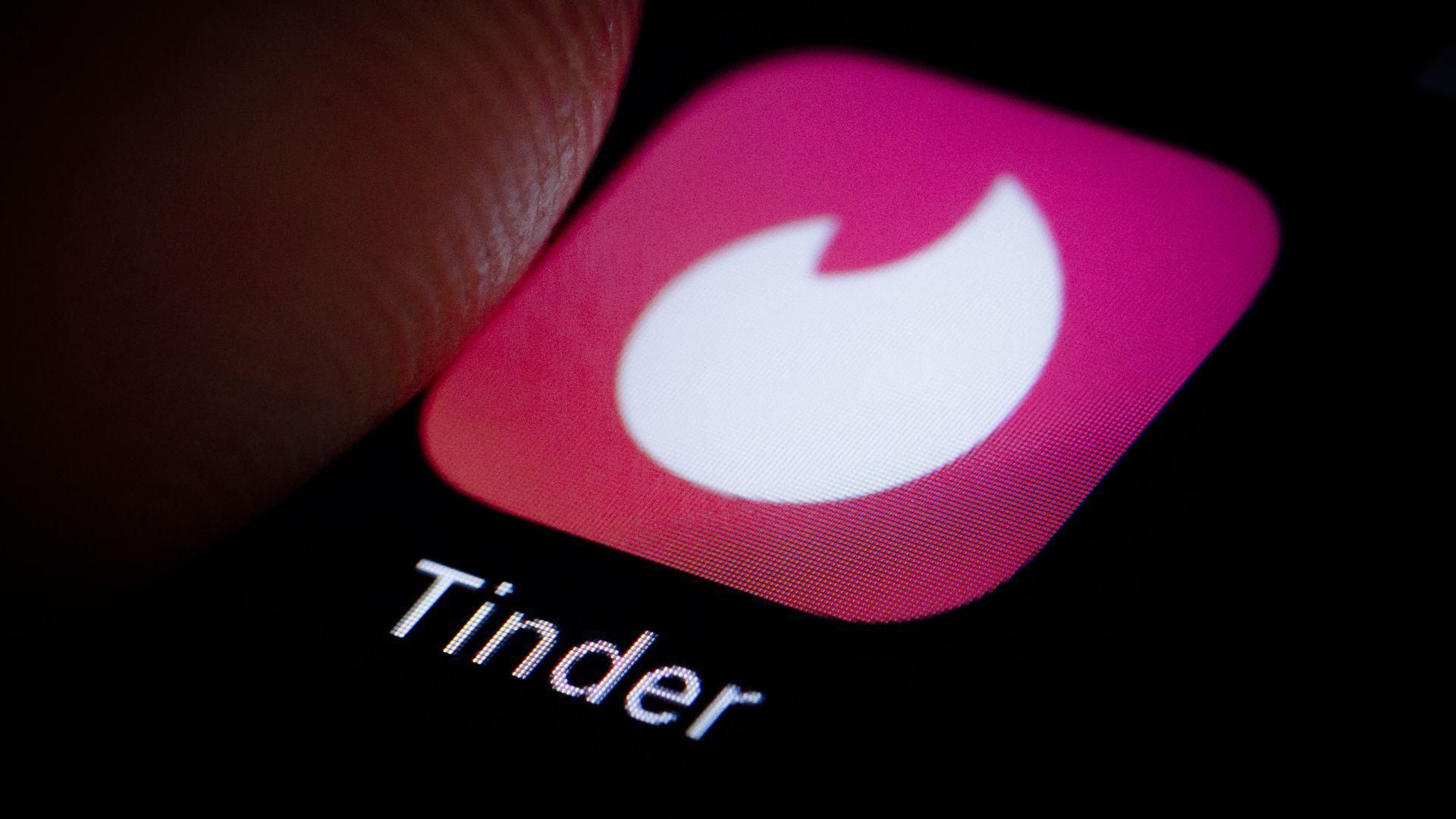 У Tinder буде тривожна кнопка У Tinder буде тривожна кнопка