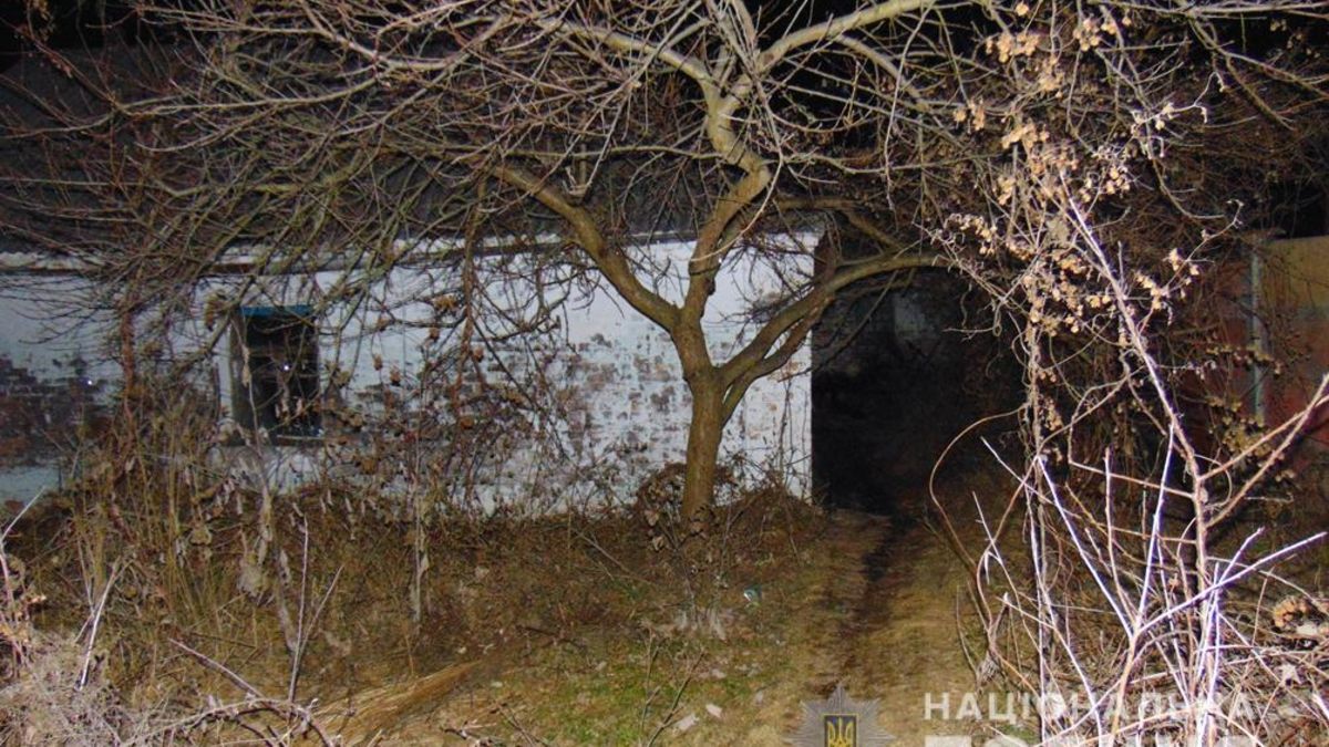 На Уманщині чоловік намагався спалити тіло, щоб приховати сліди вбивства На Уманщині чоловік намагався спалити тіло, щоб приховати сліди вбивства