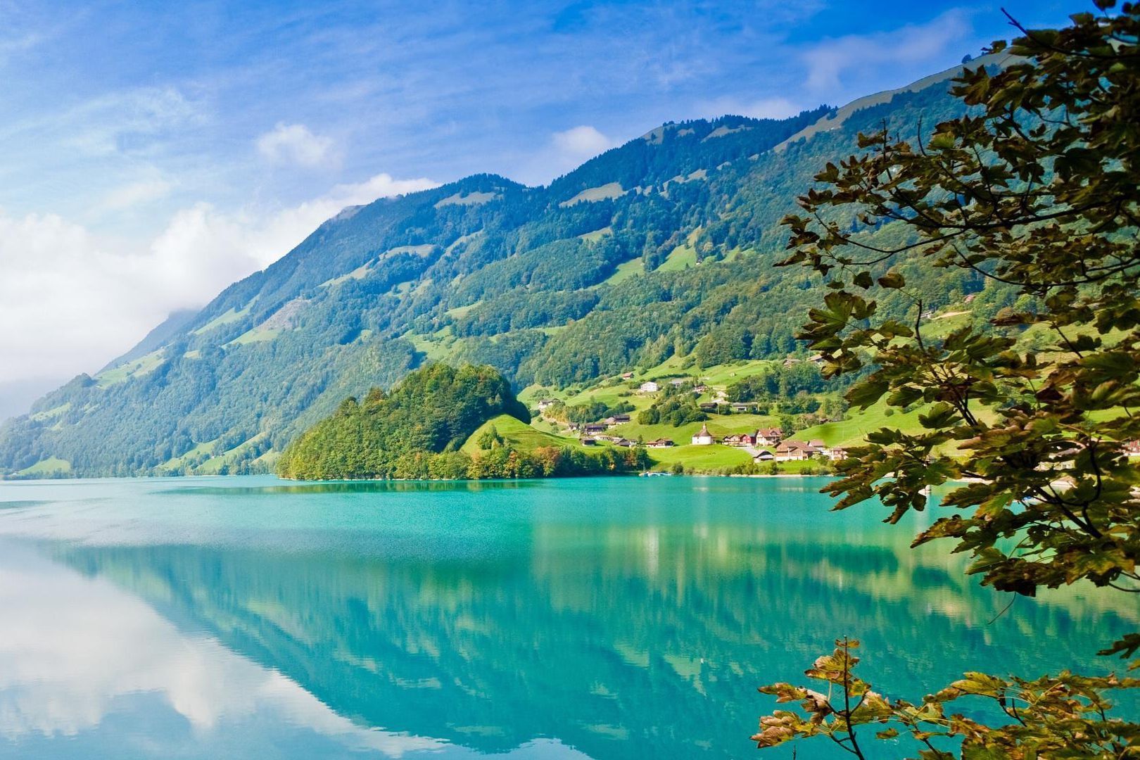 Лікування для бойовиків РФ та дешеві ціни: шокуючі кадри з курортного містечка в Абхазії Лікування для бойовиків РФ та дешеві ціни: шокуючі кадри з курортного містечка в Абхазії