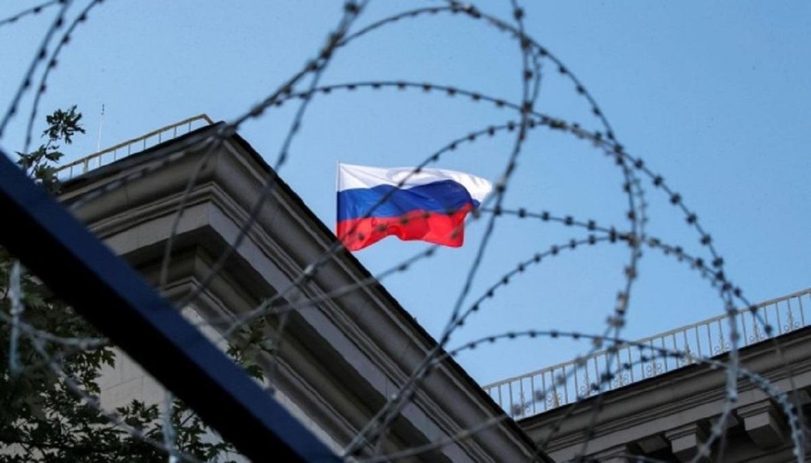 Евросоюз расширил санкции против России за "местные выборы" в Крыму Евросоюз расширил санкции против России за "местные выборы" в Крыму