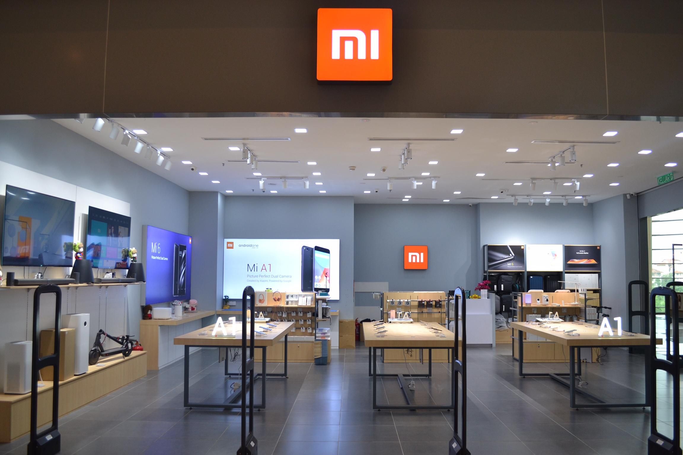 Через коронавірус Xiaomi закрила магазини в Китаї Через коронавірус Xiaomi закрила магазини в Китаї