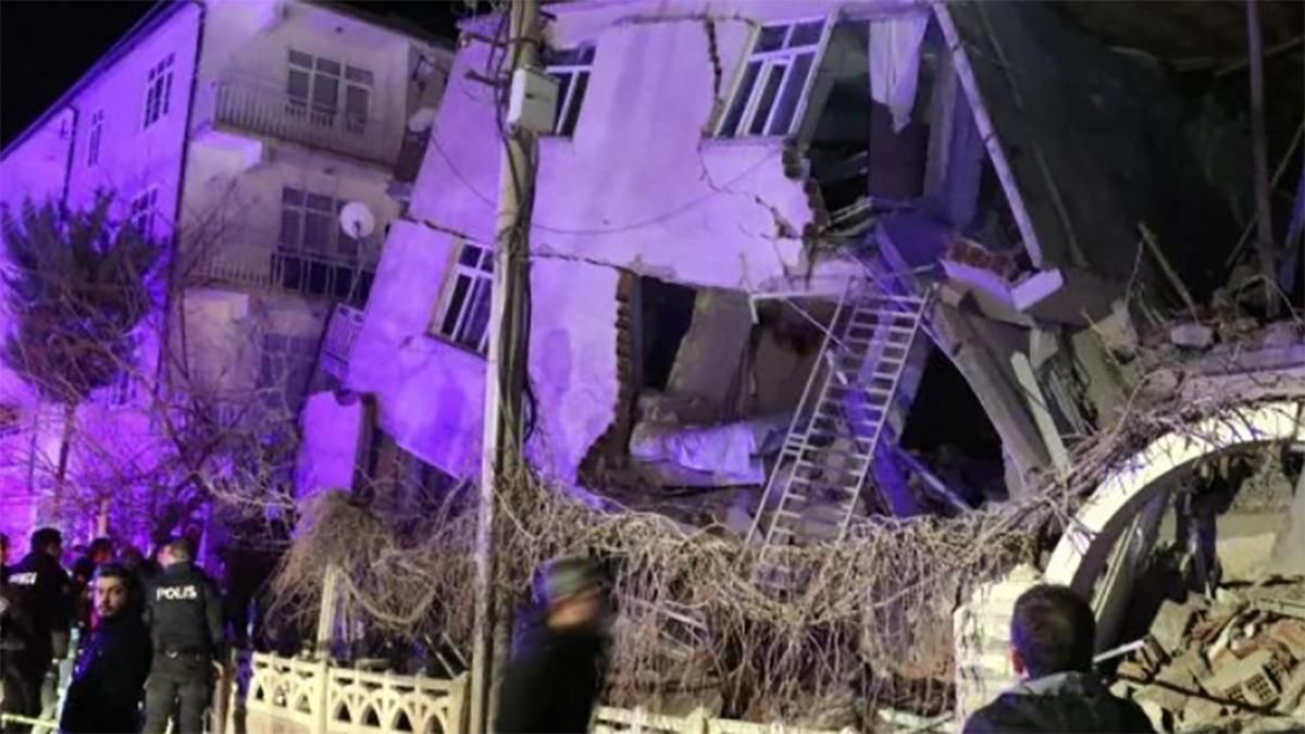 Землетрясение в Турции 28.01.2020: в Турции снова землетрясение Землетрясение в Турции 28.01.2020: в Турции снова землетрясение