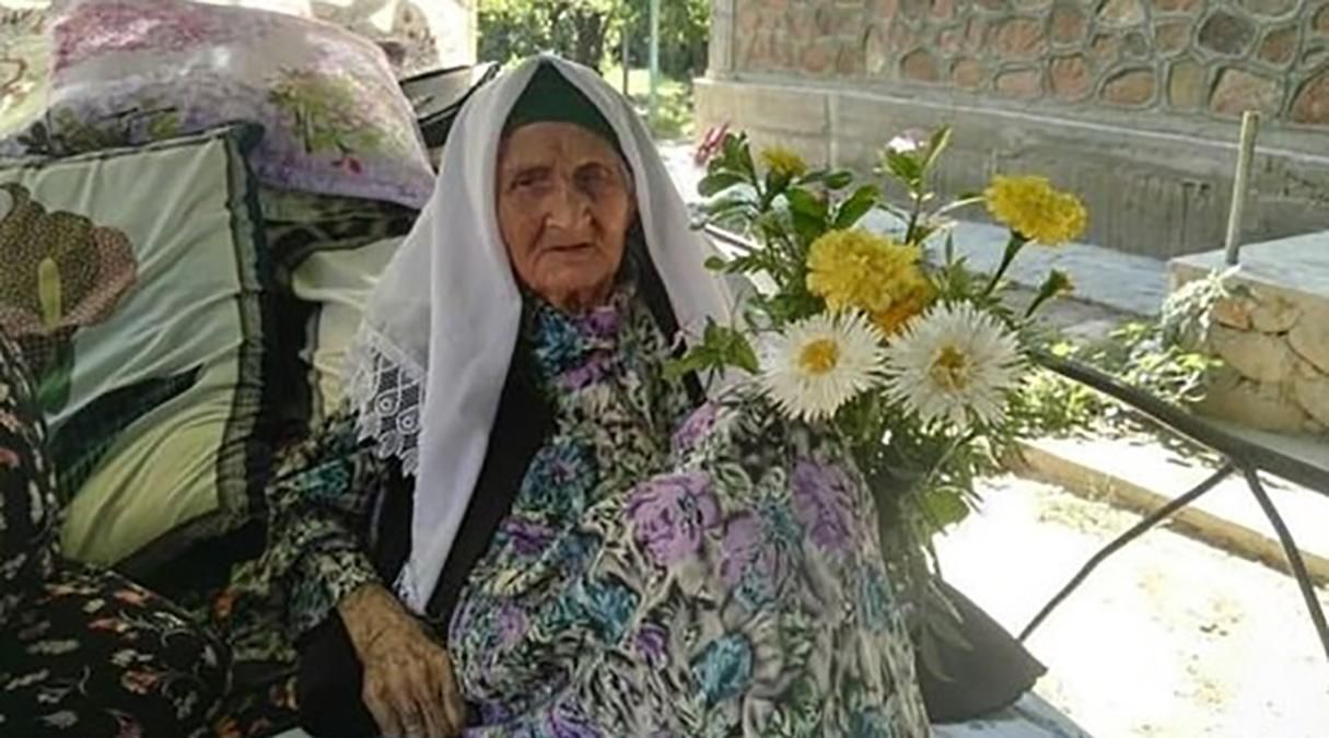Жила у трьох століттях: найстаріша у світі жінка померла у віці 127 років – фото