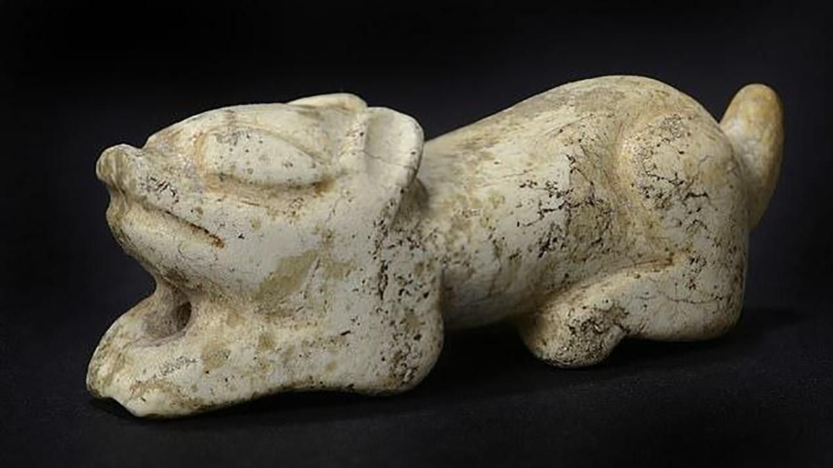 Пенсіонер випадково знайшов у гаражі прикрасу вартістю 3 мільйони фунтів стерлінгів: фото Пенсіонер випадково знайшов у гаражі прикрасу вартістю 3 мільйони фунтів стерлінгів: фото