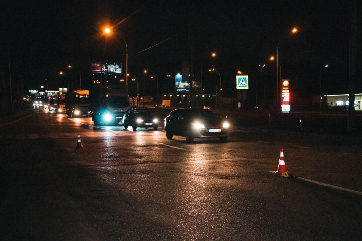 Збив на смерть пішохода та втік: поліція розшукує винуватця жахливої ДТП – фото +18 Збив на смерть пішохода та втік: поліція розшукує винуватця жахливої ДТП – фото +18