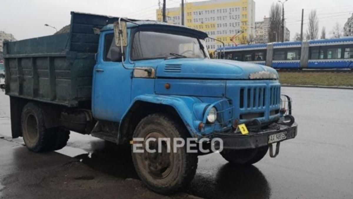 Смертельное ДТП: грузовик наехал на женщину Смертельное ДТП: грузовик наехал на женщину