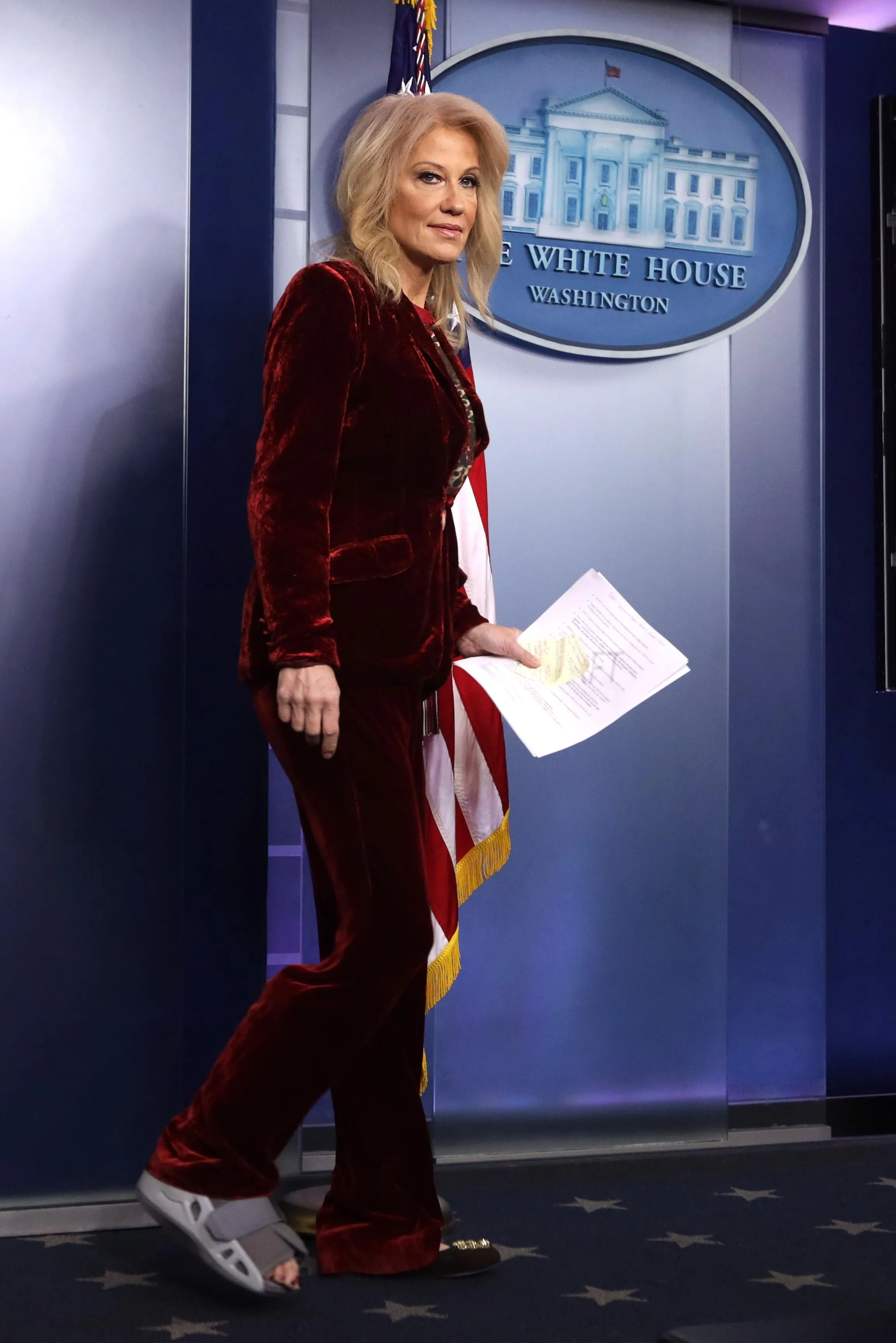 Келліенн Конвей Келліенн Конвей