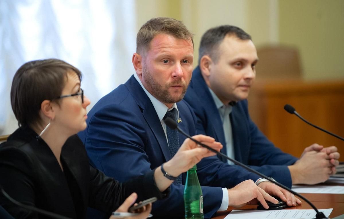 В сеть слили переписку представителя МВД о "русском агенте" Шеремете и подозреваемых В сеть слили переписку представителя МВД о "русском агенте" Шеремете и подозреваемых