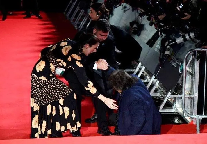 Аль Пачіно впав на червоній доріжці BAFTA-2020 Бафта 2020 