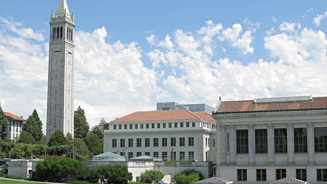 В університеті Берклі з'явився курс, на якому вчать правильно готувати, прати та платити податки В університеті Берклі з'явився курс, на якому вчать правильно готувати, прати та платити податки