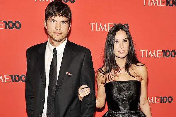 Ештон Кутчер і Демі Мур Ештон Кутчер і Демі Мур