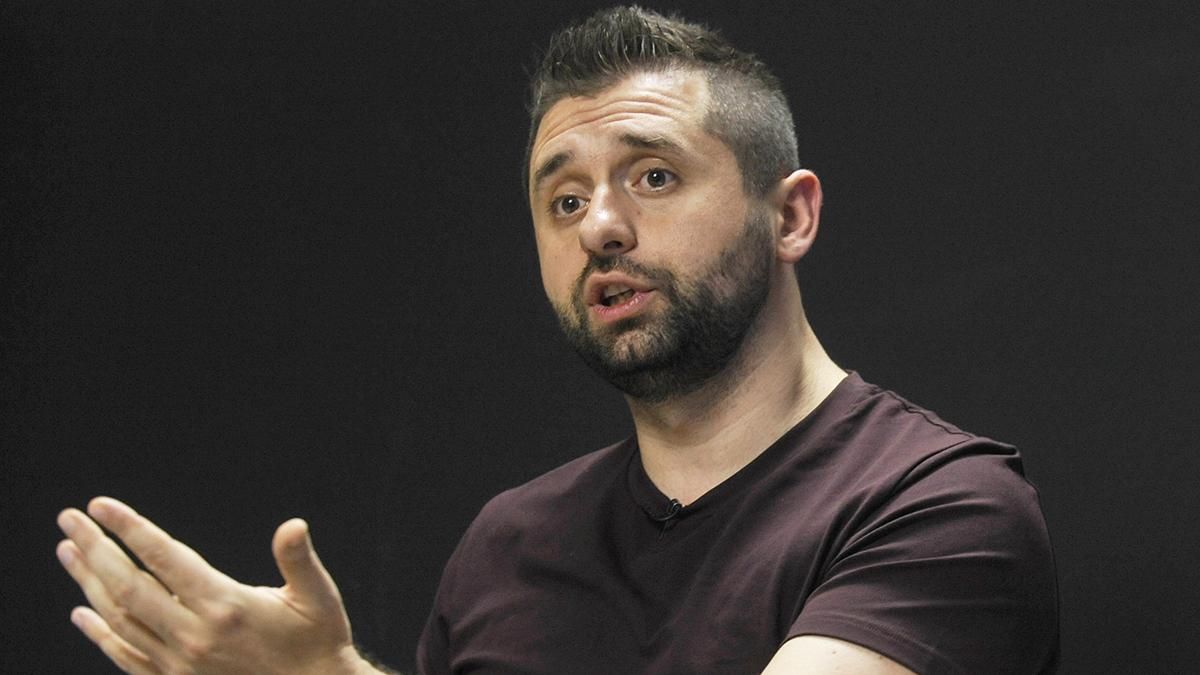 Чому "Слуга народу" хоче зменшити кількість народних депутатів у Раді Чому "Слуга народу" хоче зменшити кількість народних депутатів у Раді