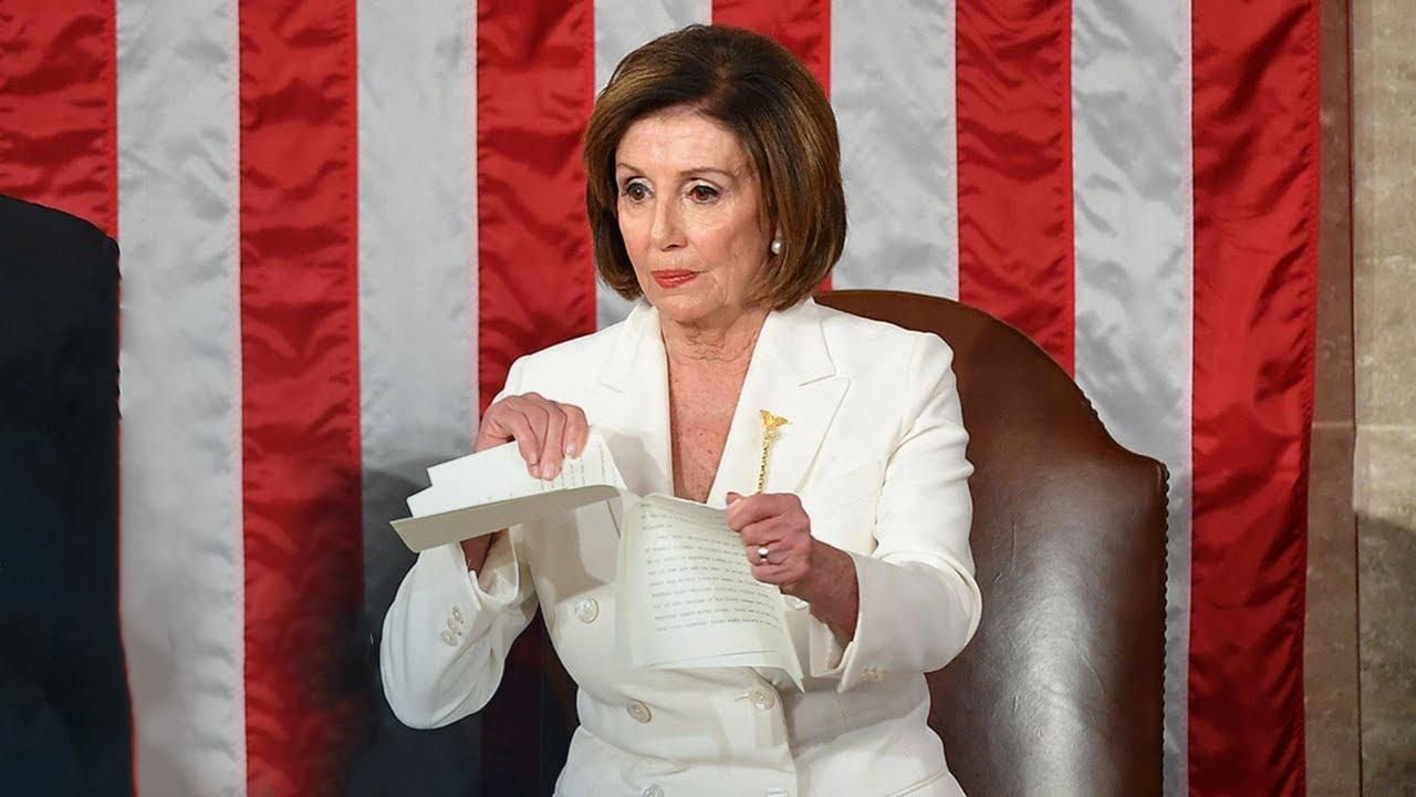 Скандал під час виступу Трампа у Конгресі: Ненсі Пелосі розірвала його промову Скандал під час виступу Трампа у Конгресі: Ненсі Пелосі розірвала його промову