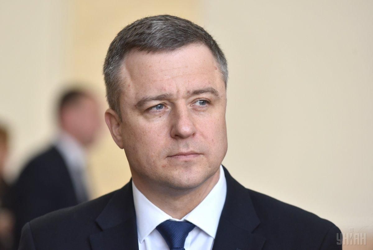 Государство должно вмешаться: Кулеба о "странных" именах для ребенка Государство должно вмешаться: Кулеба о "странных" именах для ребенка