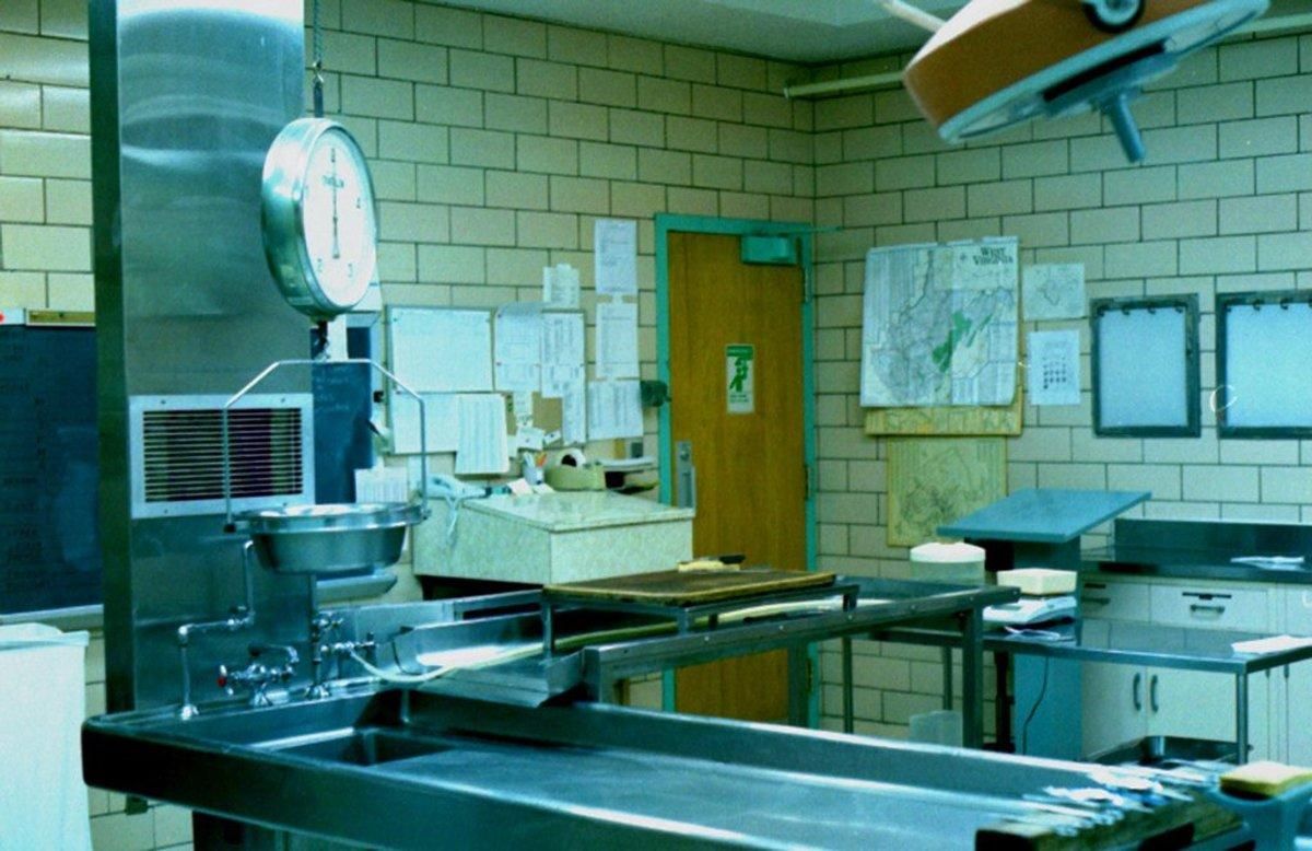 Похоронили не ту бабушку: ритуальная служба перепутала покойников Похоронили не ту бабушку: ритуальная служба перепутала покойников