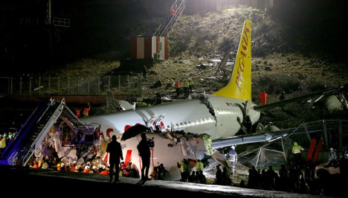 Авіакатастрофа в Стамбулі: чоловік, що перебував на борту, розповів про аварію