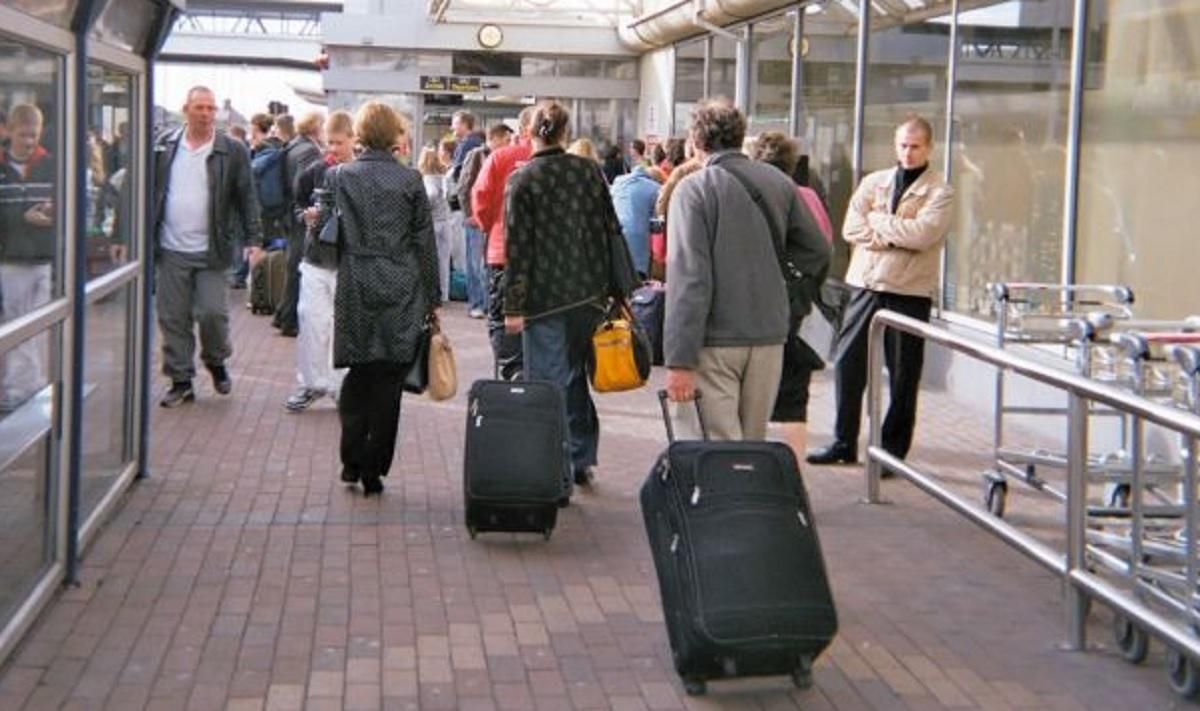 Сколько украинцев нелегально работают в Польше: статистика Сколько украинцев нелегально работают в Польше: статистика