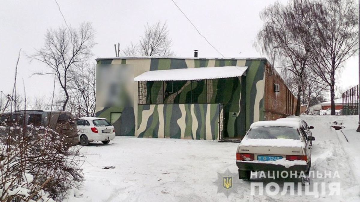 У Полтаві дівчина застрелила інструктора тиру У Полтаві дівчина застрелила інструктора тиру