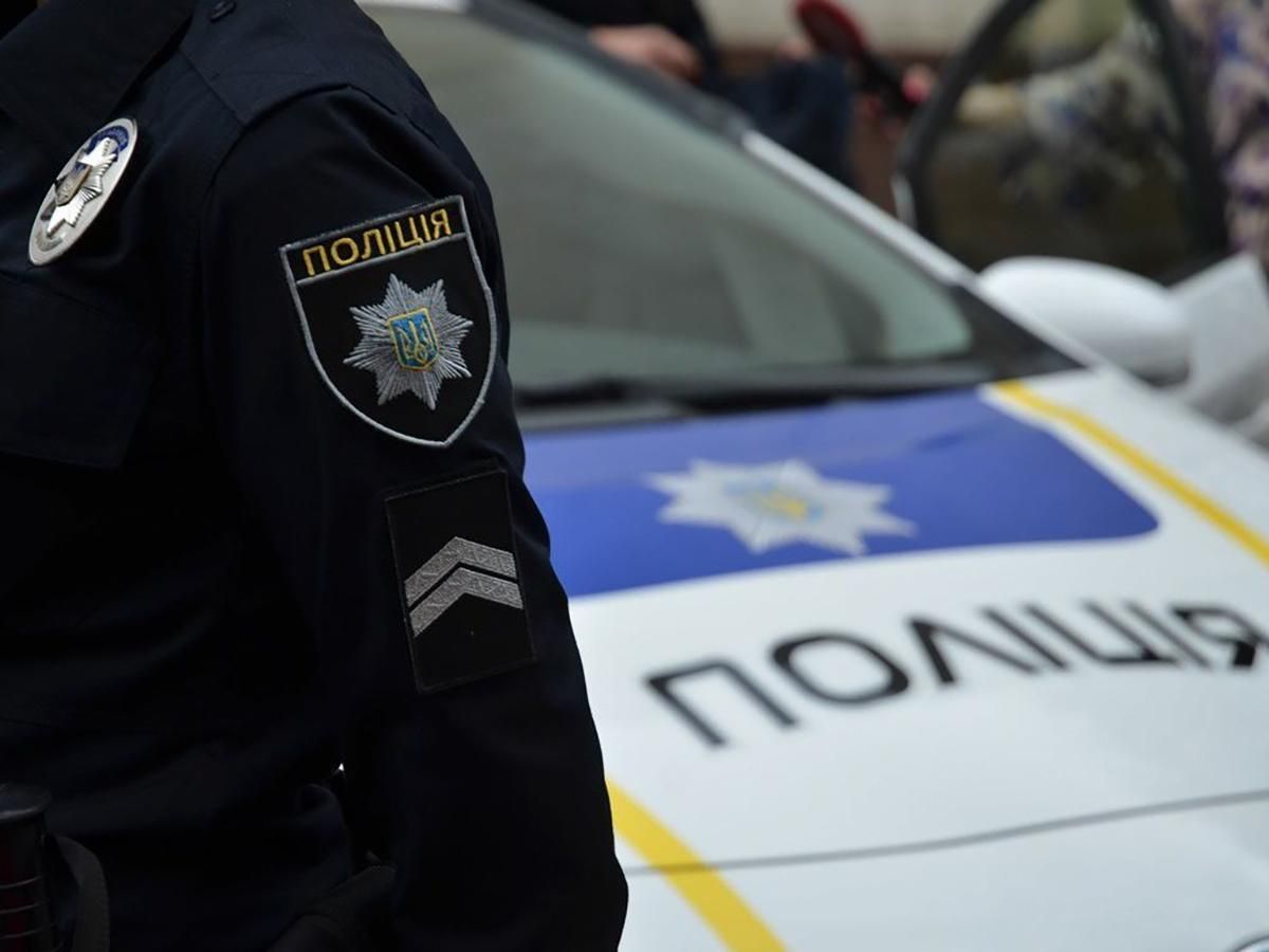 Горе-угонщик в Одессе не смог справиться с машиной, поэтому вызвал эвакуатор