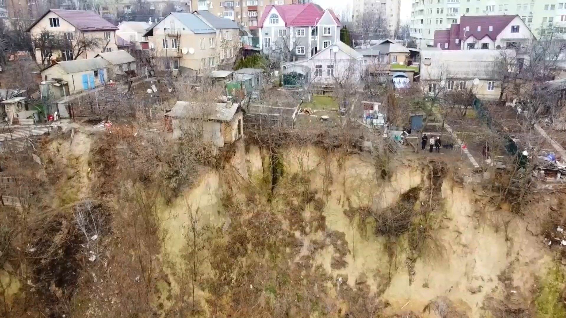 Зсуви ґрунту у Києві: будинки у центрі можуть опинитися у яру