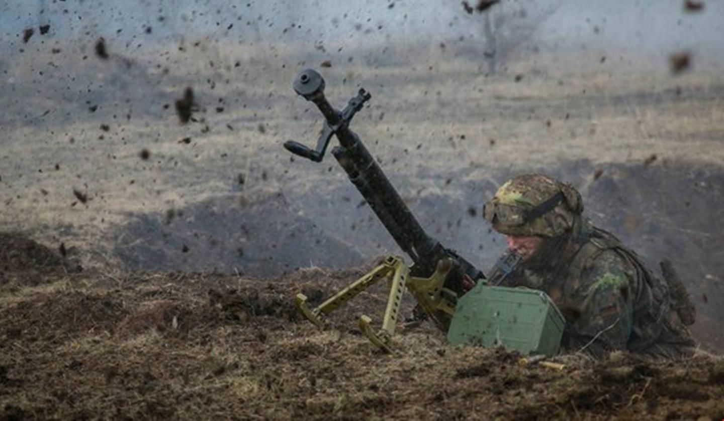 Бойовики влаштували запеклий бій на Донбасі: поранений боєць ЗСУ
