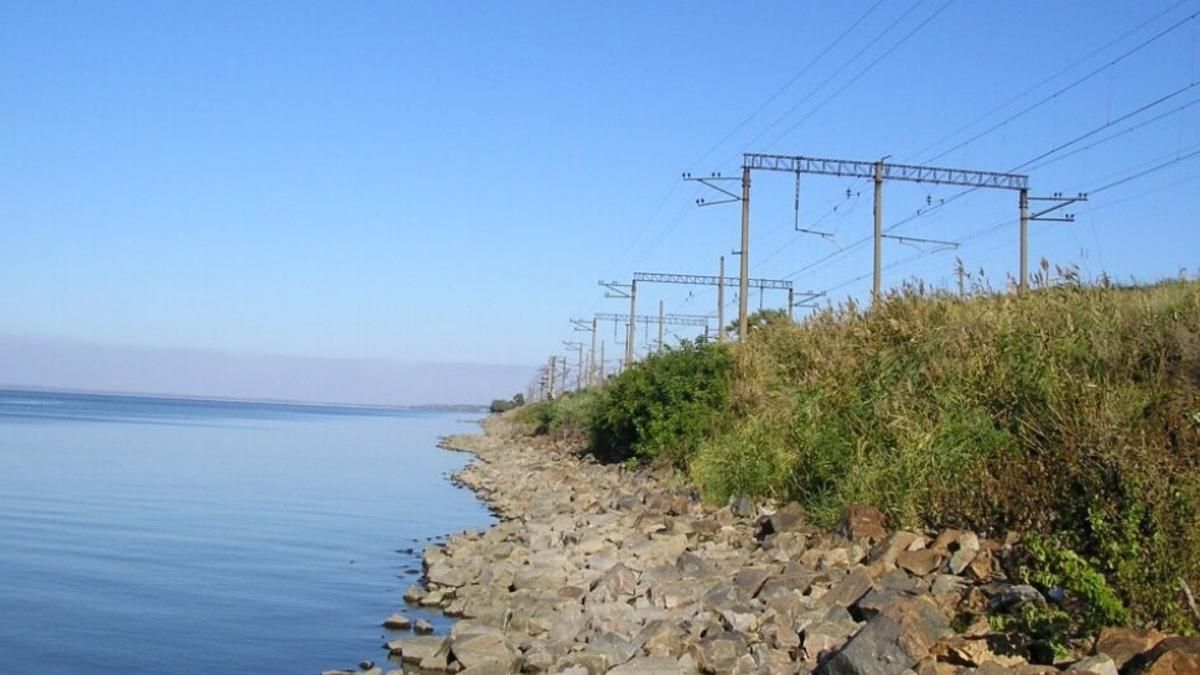 Пестициди в Каховському водосховищі: оголошено карантин Пестициди в Каховському водосховищі: оголошено карантин