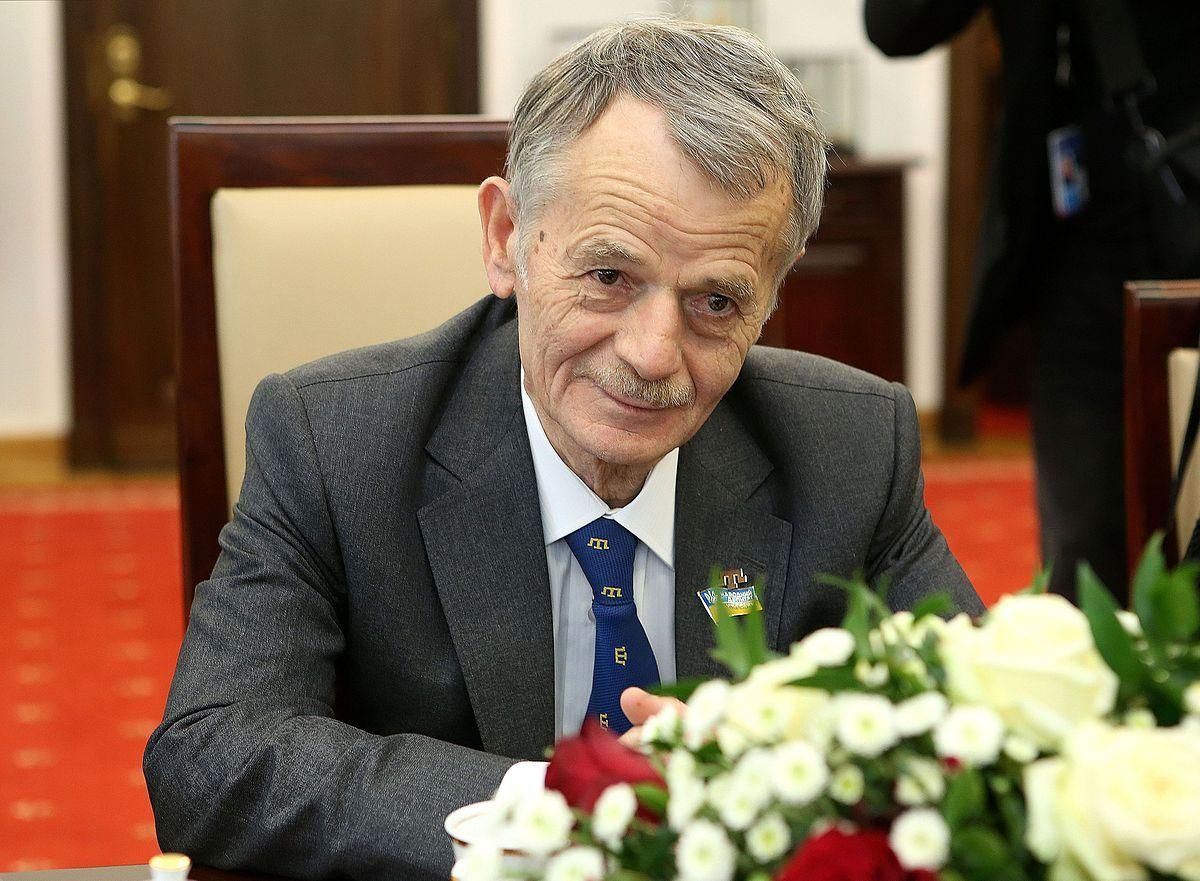 Джемілєв розповів, кого з полонених у РФ треба обмінювати в першу чергу Джемілєв розповів, кого з полонених у РФ треба обмінювати в першу чергу