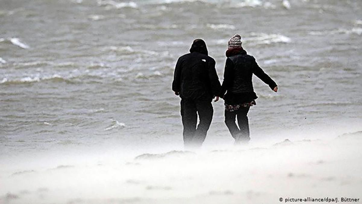 Ураган Сабіна у Німеччині 10 лютого 2020 – фото, відео, наслідки Ураган Сабіна у Німеччині 10 лютого 2020 – фото, відео, наслідки