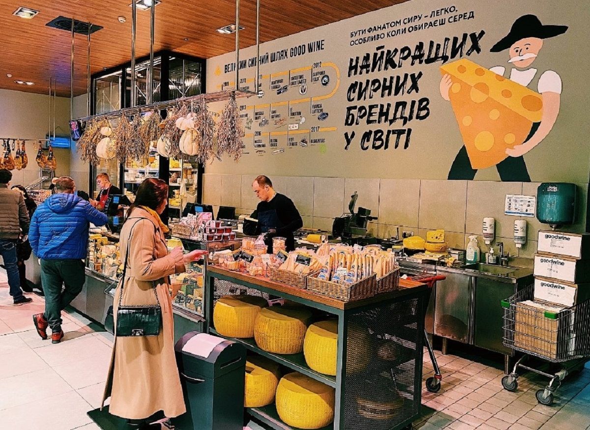 Магазин для багатіїв у Києві: акваріуми з устрицями, шафка з ікрою та потенційні наречені