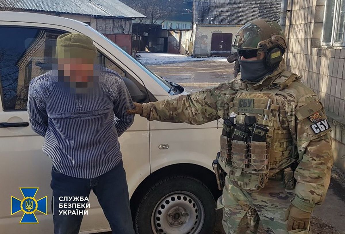 У Рівному затримали чоловіка, який замовив вбивство громадського активіста: фото, відео