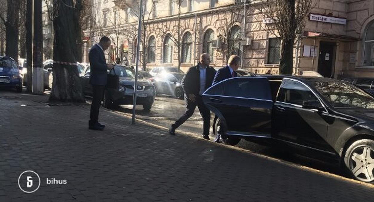 Это тайна: НАБУ отказалось называть причину визита олигарха Ахметова