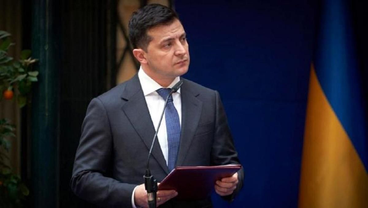 Зеленський: Стартап "ямковий ремонт" повинен піти в минуле Зеленський: Стартап "ямковий ремонт" повинен піти в минуле