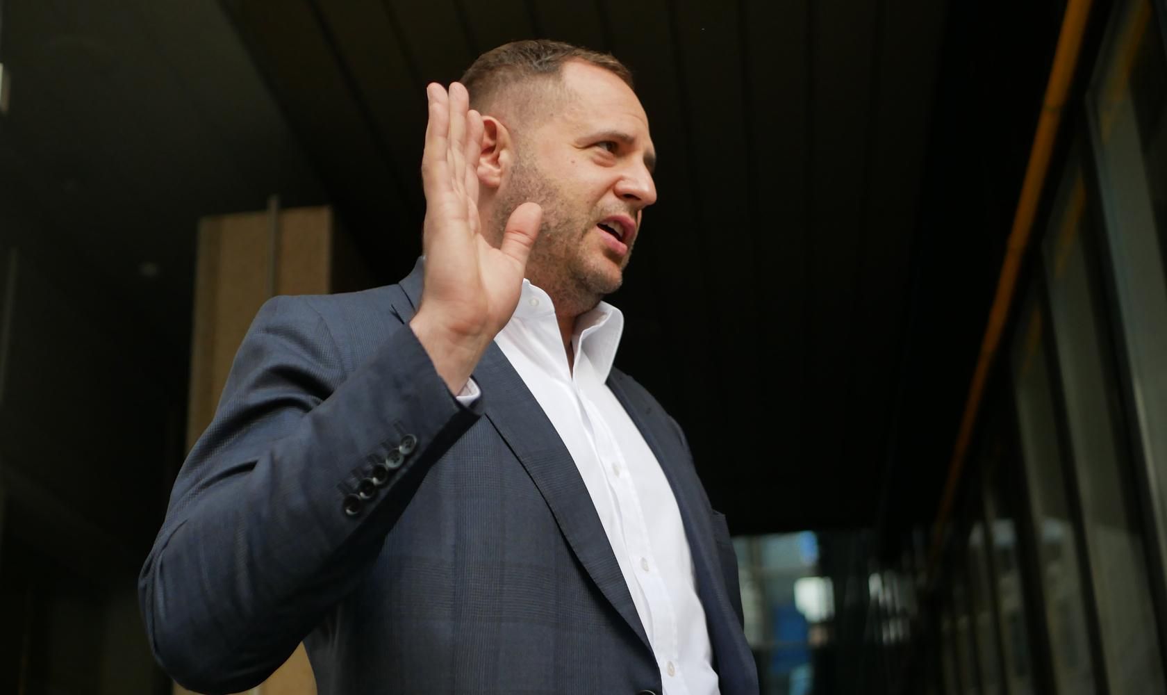 Замена по-позиции: Богдана поменяли на Ермака Замена по-позиции: Богдана поменяли на Ермака