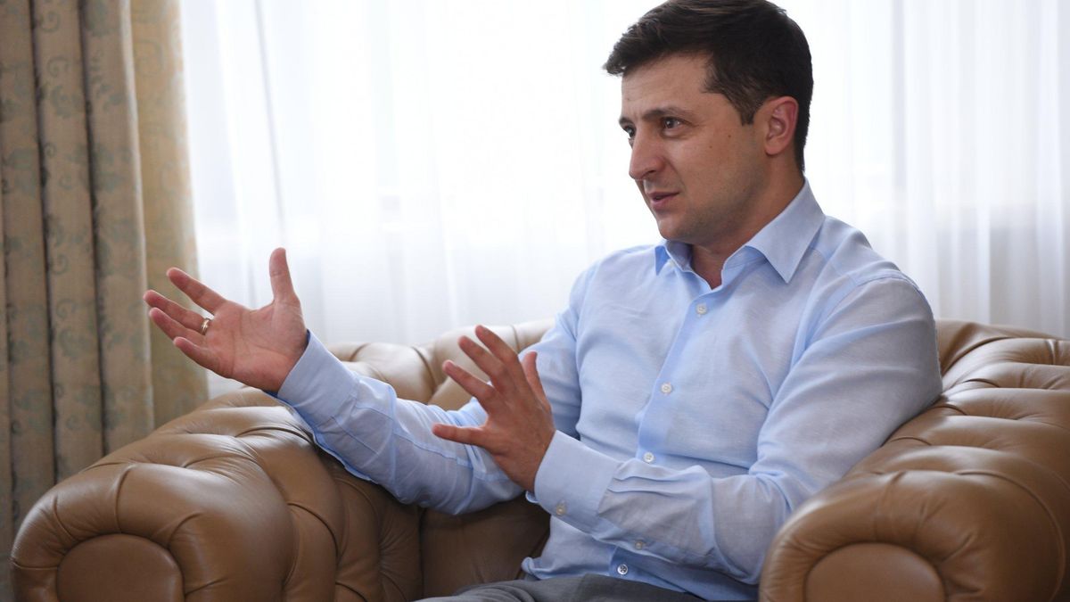 Про війну, конфлікт з Коломойським та вибори у США: головні тези з інтерв'ю Зеленського Про війну, конфлікт з Коломойським та вибори у США: головні тези з інтерв'ю Зеленського