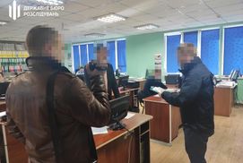 ДБР обшукало Подільську та Поліську митниці
