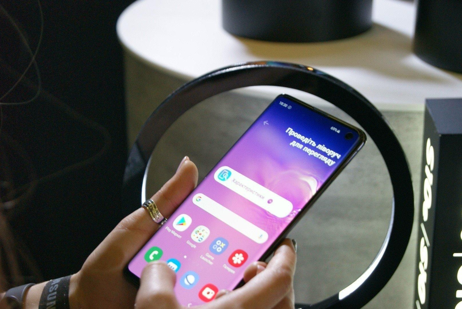 Телефони Samsung Galaxy S10 впали в ціні – ціна зі знижкою Galaxy S10
