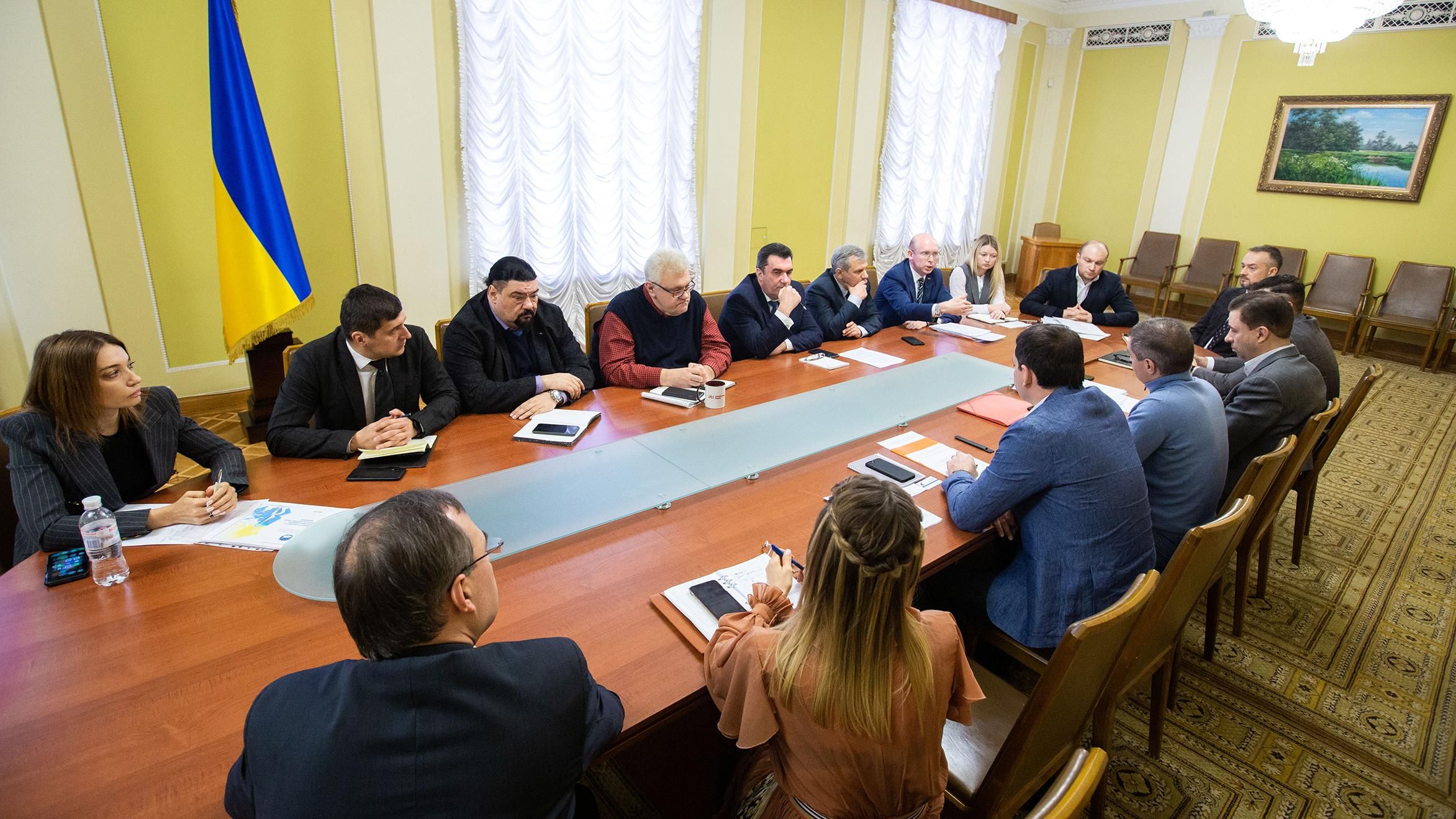 Экономические проблемы Донбасса: какие существуют и как их решить – итоги совещания в ОП
