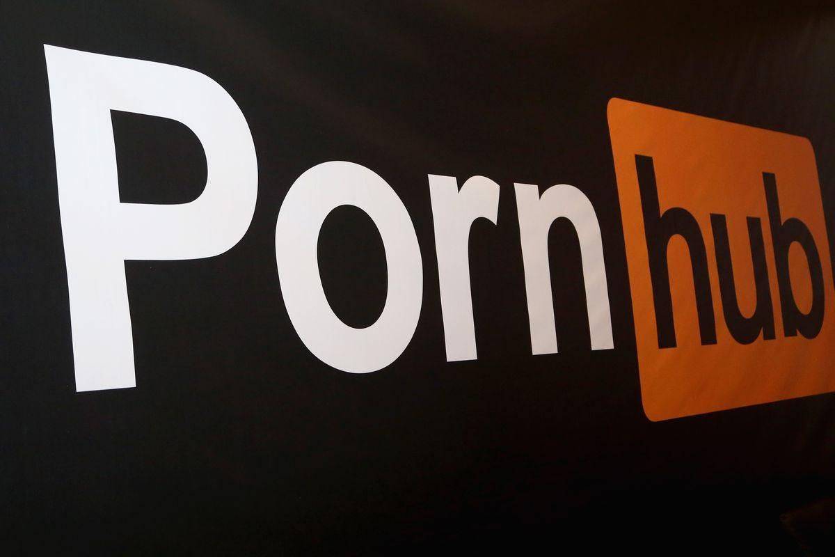 Ко Дню Валентина Pornhub предлагает заказать видеовалентинку Ко Дню Валентина Pornhub предлагает заказать видеовалентинку