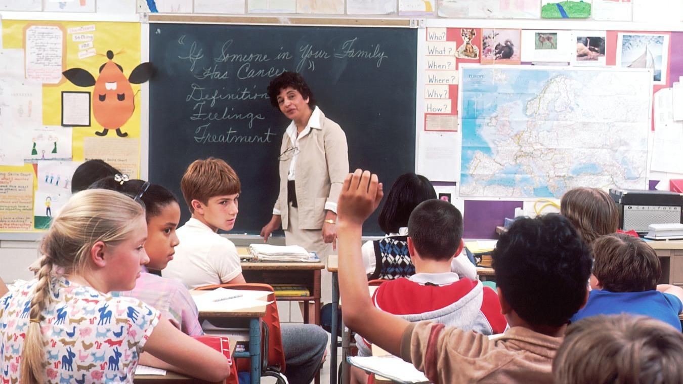 Уряд виділив додаткові гроші на Нову українську школу: сума Уряд виділив додаткові гроші на Нову українську школу: сума