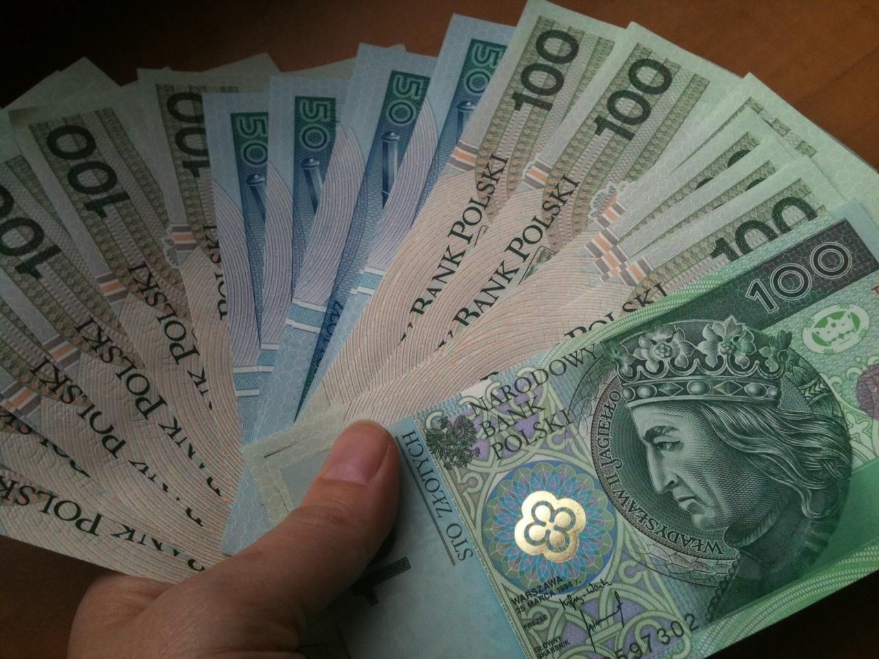 Робота в Польщі – зарплата українців за 2019 рік Робота в Польщі – зарплата українців за 2019 рік